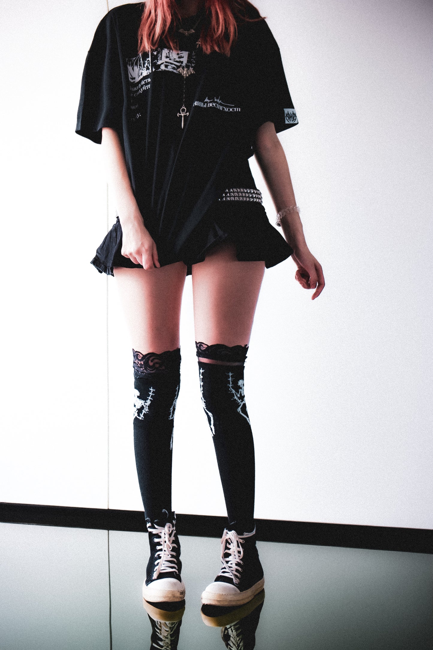 HORRORKID OVERKNEES