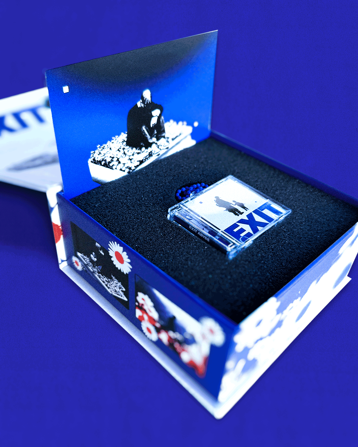 EXIT ABYSS NFC ALBUM BOX